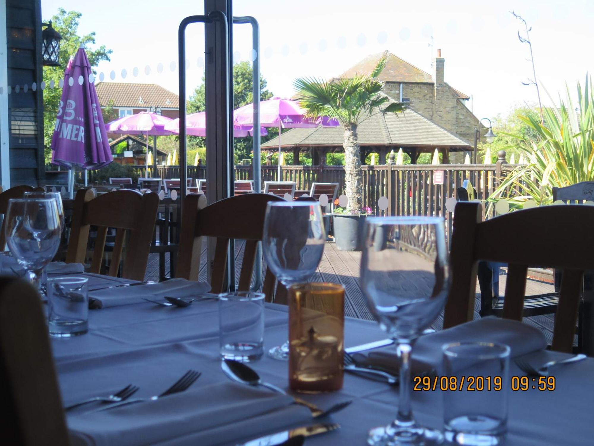 Oyster Fleet Hotel Canvey Island Dış mekan fotoğraf